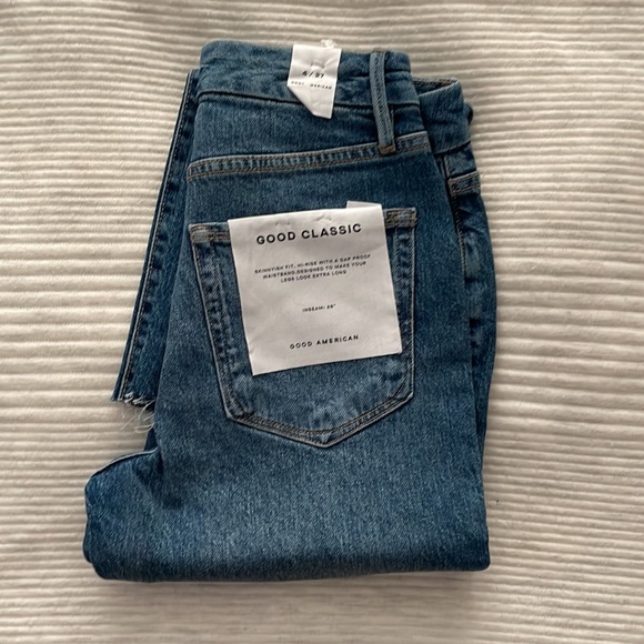 Good American Good Classic Jeans - Picture 2 of 6
